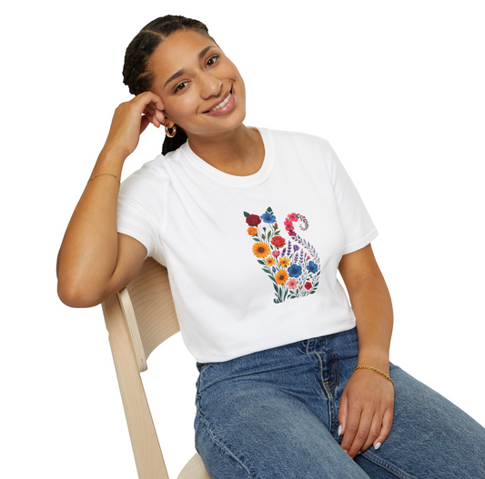 Çiçek Desenli Kedi Silüeti Beyaz Unisex Tişört – %100 Pamuk, XS-2XL